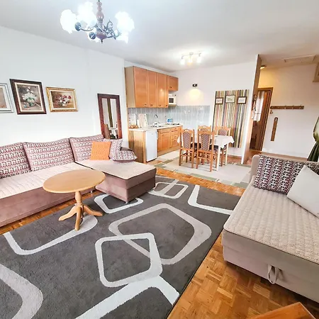 Apartment Urbanscape + Free Private Parking *