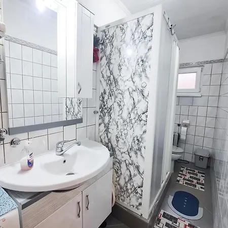 Urbanscape + Free Private Parking *